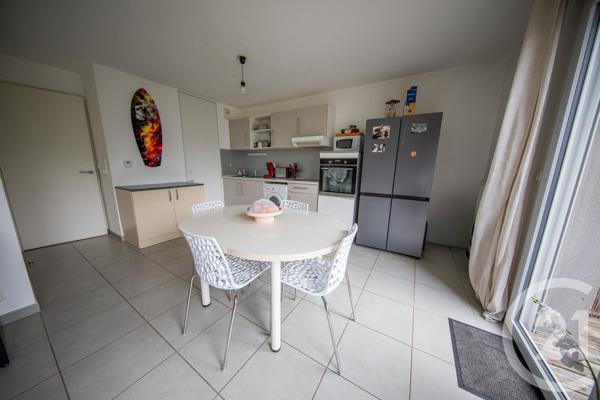 Appartement T3 à vendre  3 pièces - 61,35 m 2   BLANQUEFORT  - 33
