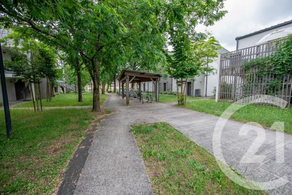 Appartement T3 à vendre  3 pièces - 61,35 m 2   BLANQUEFORT  - 33