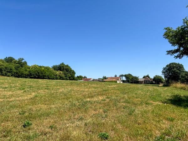 Terrain à vendre à Champsac (87230) - Haute-Vienne