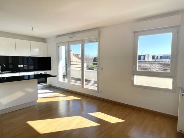 Appartement Pontault Combault 2 pièce(s) 50 m2