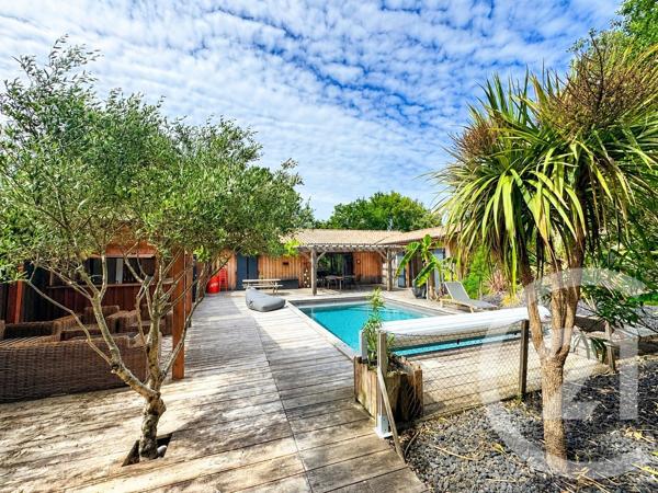 Maison à vendre  5 pièces - 135 m 2   LANTON  - 33