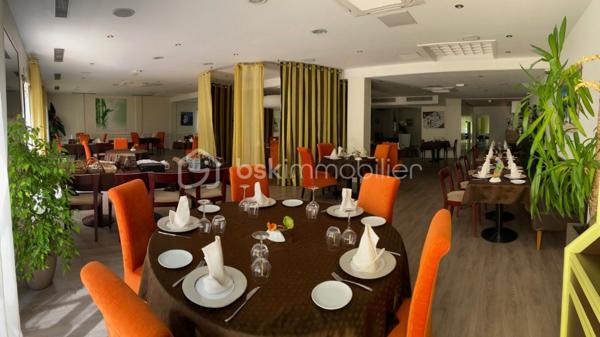 Immeuble mixte de 748 m²