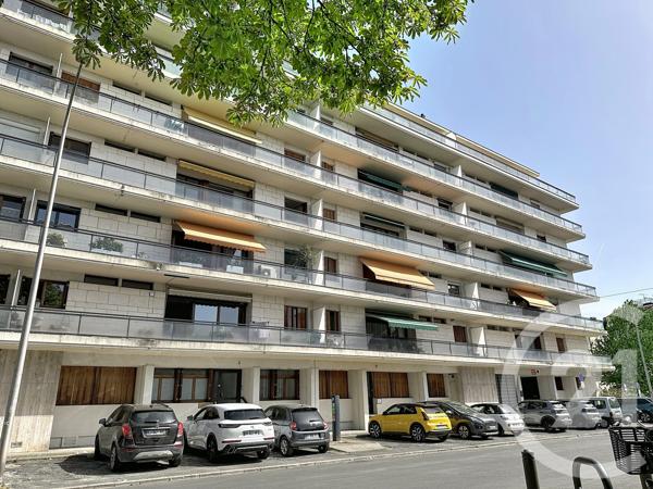 Appartement F5 à vendre  5 pièces - 108,27 m 2   PERIGUEUX  - 24