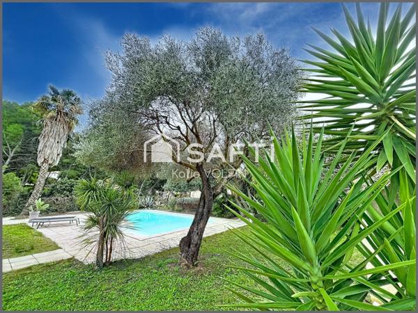 Villa 152m2 sur  un terrain plat de 1000 m2 avec piscine