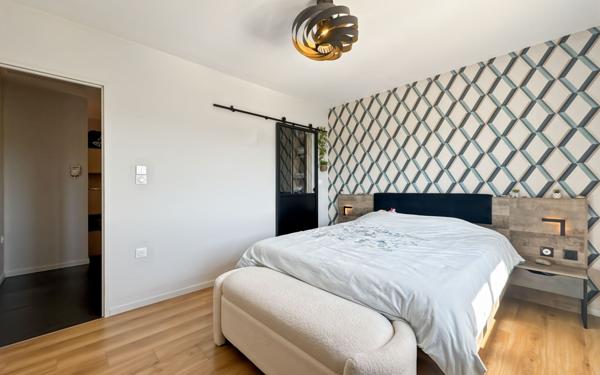 Maison à vendre    6 pièces •  Beaumont-lès-Valence