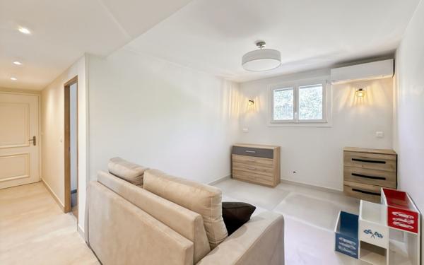 Maison à vendre    6 pièces •  Beaumont-lès-Valence