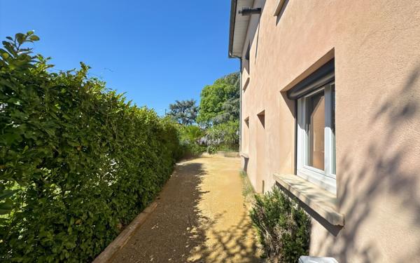 Maison à vendre    6 pièces •  Beaumont-lès-Valence