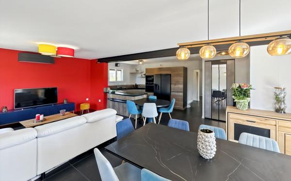 Maison à vendre    6 pièces •  Beaumont-lès-Valence