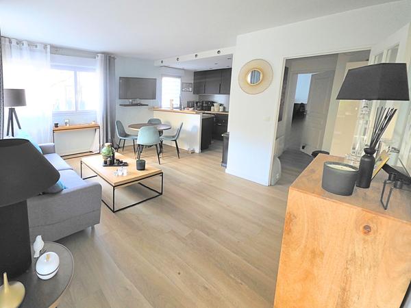 Appartement 3 pièces avec terrasse à La Garenne-Colombes €505 000 ** - Référence 529CLR