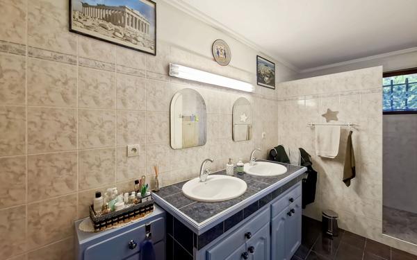 Maison à vendre    4 pièces •  Grisolles