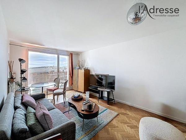 Suresnes Carnot-Gambetta - 3 pièces 64m² avec terrasses - Box en sus