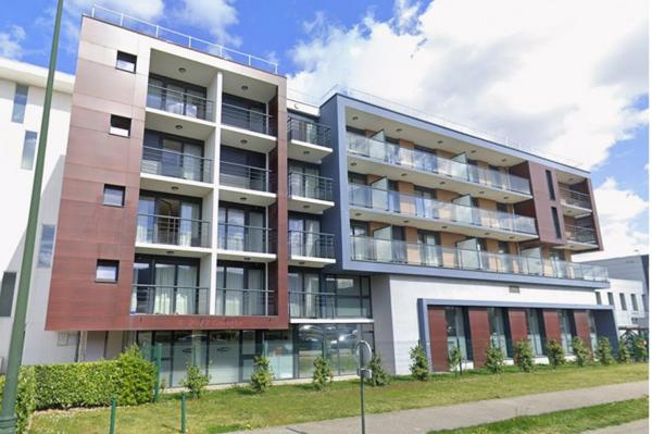 INVESTISSEMENT LOCATIF – CARRIÈRES-SUR-SEINE – Résidence d’Affaires Residhome Carrières La Défense - 5.92% de rentabilité