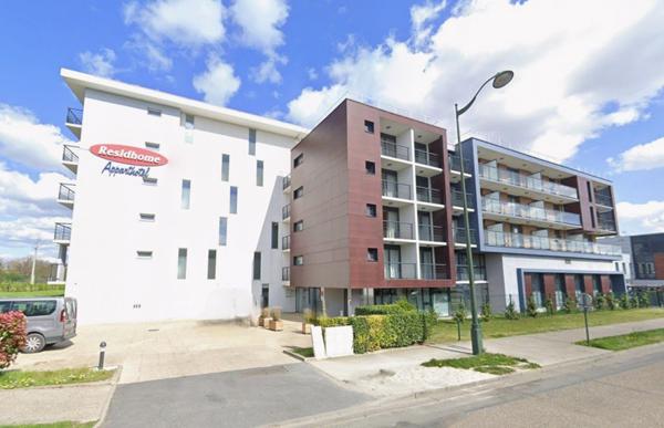 INVESTISSEMENT LOCATIF – CARRIÈRES-SUR-SEINE – Résidence d’Affaires Residhome Carrières La Défense - 5.92% de rentabilité
