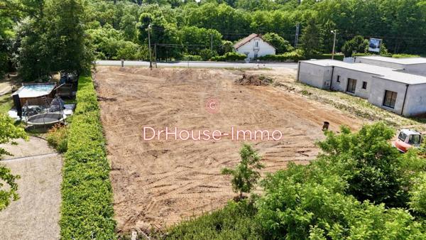 Terrain à vendre de 1 741 m²