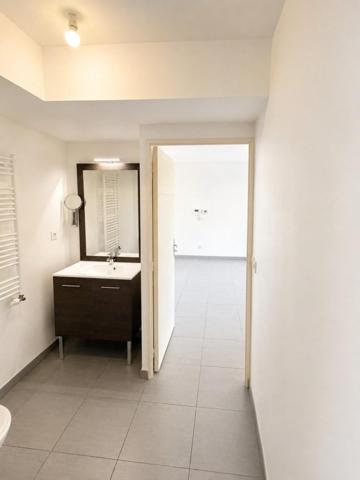 Appartement de 42m2. T2 lumineux avec parking – Villeurbanne Saint-Jean