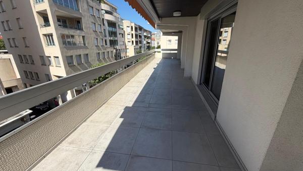 Appartement 5 pièce(s) 124 m²