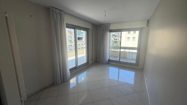 Appartement 5 pièce(s) 124 m²