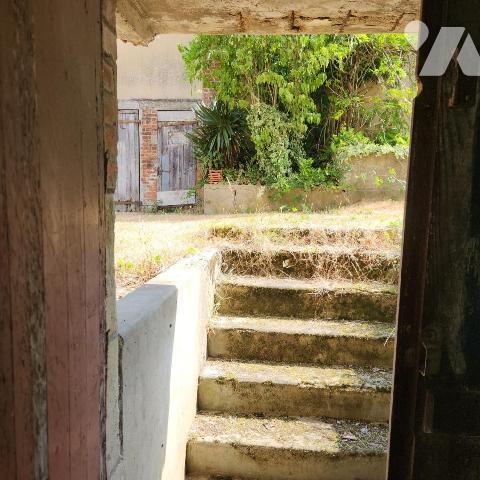 Ancien restaurant avec jardin