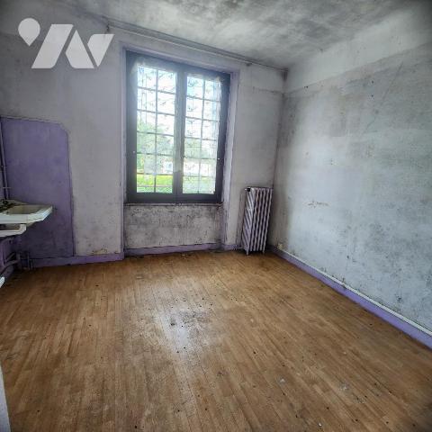 Ancien restaurant avec jardin