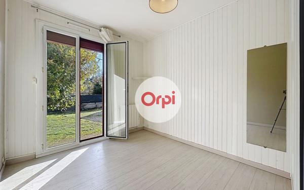 Maison à vendre    5 pièces •  Theix