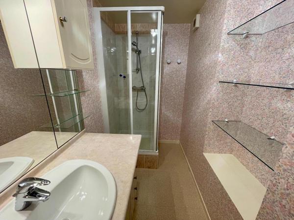 Appartement 5 pièces de 100 m² à Le mont dore