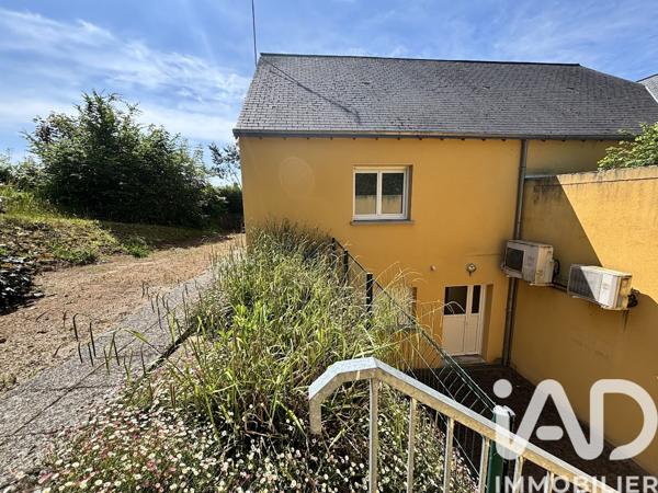 Immeuble à vendre 301 m² Saint-Denis-de-Gastines