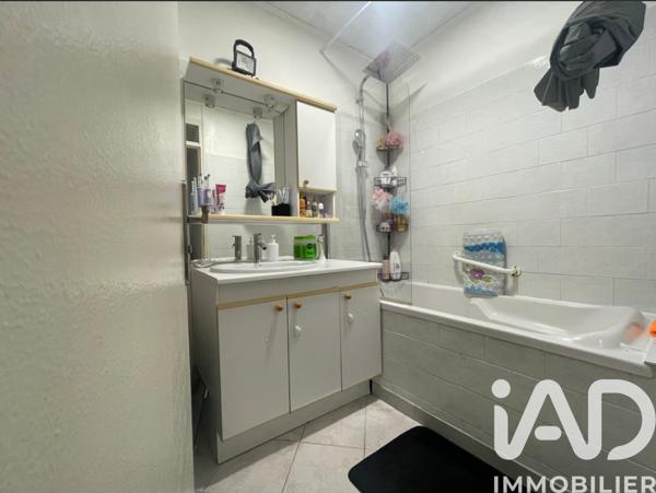 Appartement à vendre 3 pièces 69 m² Nîmes