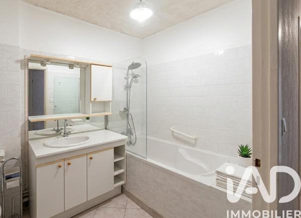 Appartement à vendre 3 pièces 69 m² Nîmes