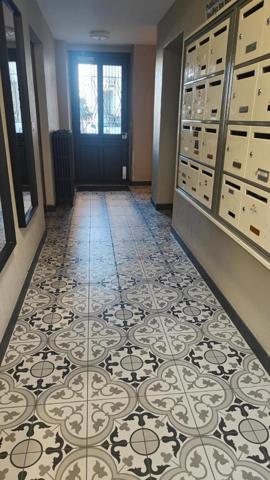 ELEGANCE HAUSSMANIENNE POUR CE T3 A ANNEMASSE