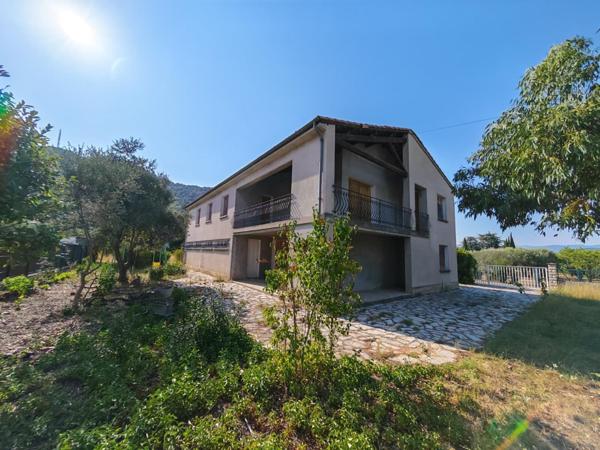 Grande maison 182 m², garage, terrain arboré
