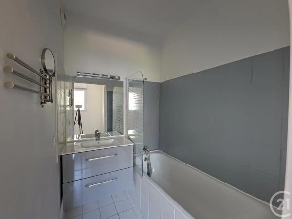 Appartement F2 à vendre  2 pièces - 39,72 m 2   MARSEILLE  - 13013