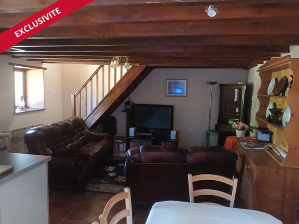 Maison en pierre avec gîte et piscine