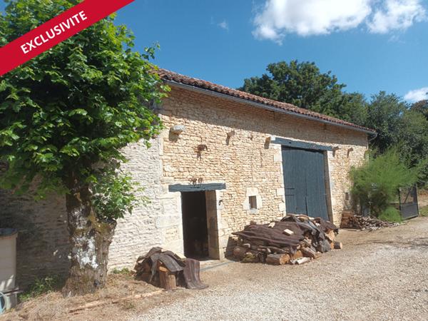 Maison en pierre avec gîte et piscine