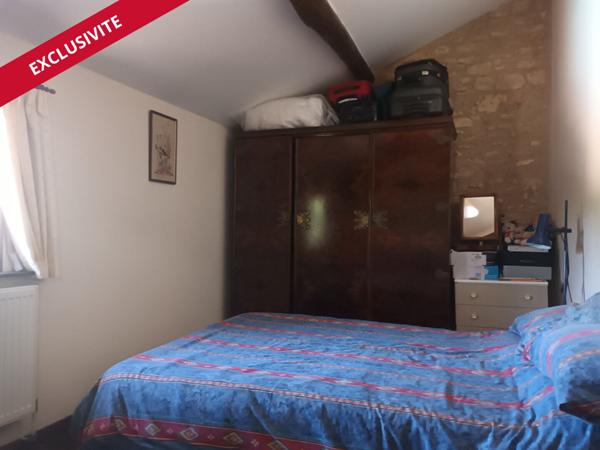 Maison en pierre avec gîte et piscine