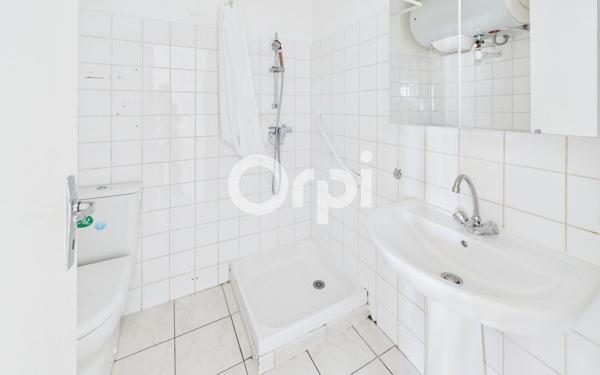 Appartement à vendre    2 pièces • 4 003 m2 Pégomas