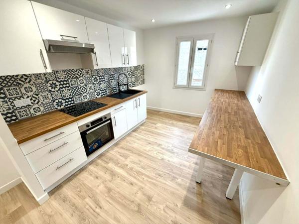 Maison de village T4 – 75 m² habitables + garage 15 m² + petits extérieurs