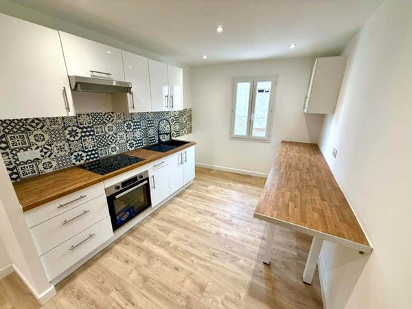 Maison de village T4 – 75 m² habitables + garage 15 m² + petits extérieurs