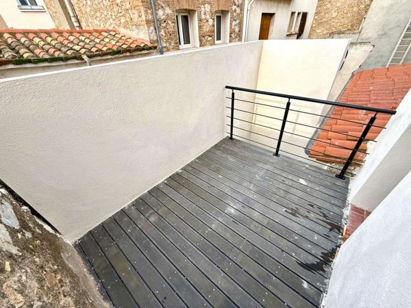 Maison de village T4 – 75 m² habitables + garage 15 m² + petits extérieurs