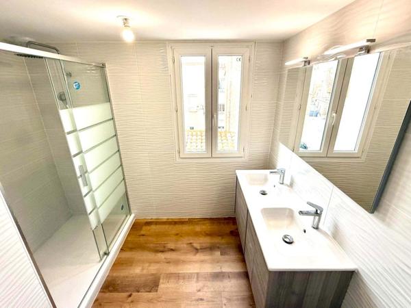 Maison de village T4 – 75 m² habitables + garage 15 m² + petits extérieurs