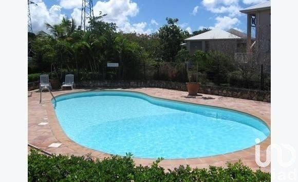 Appartement 3 pièces de 67 m² à Baie-Mahault (97122)