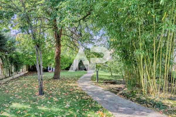 SEVRES BRANCAS /FONTENELLES - MAISON DE CHARME €1 480 000 ** - Référence 630-S