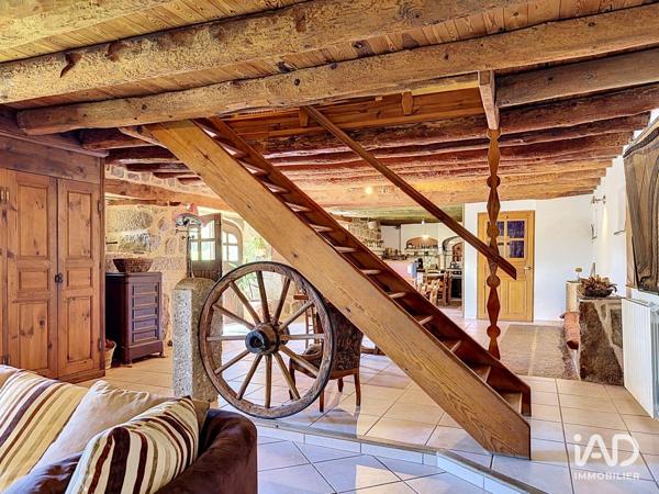 Maison à vendre 7 pièces 238 m² Peyre en Aubrac