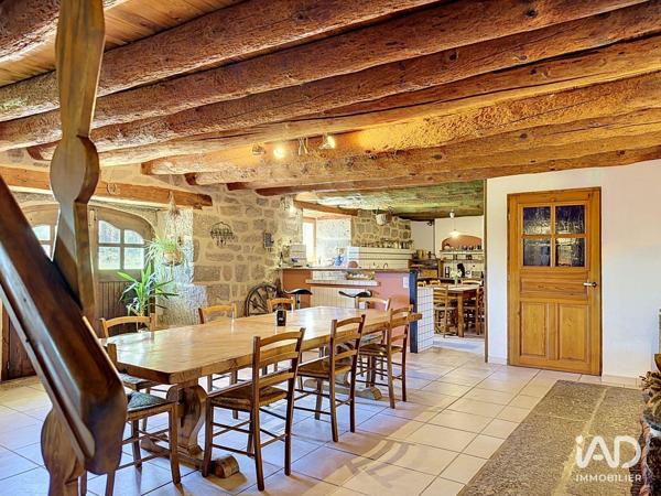 Maison à vendre 7 pièces 238 m² Peyre en Aubrac