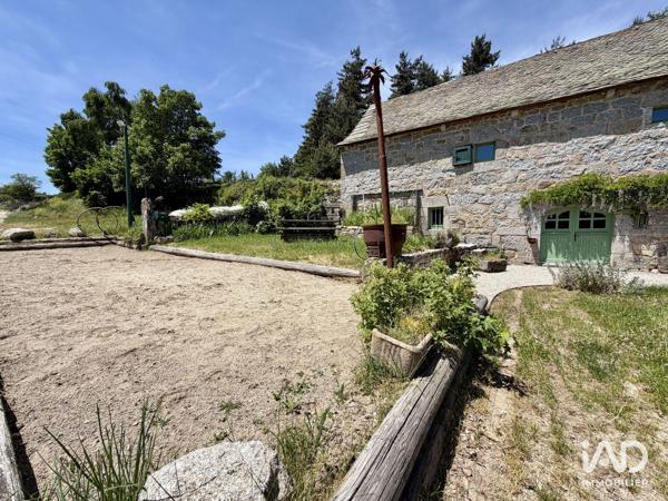 Maison à vendre 7 pièces 238 m² Peyre en Aubrac