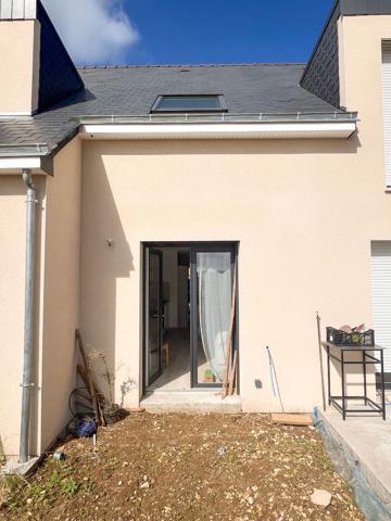 A VENDRE Maison 1 chambre avec jardinet à ANDARD Loire Authion  !