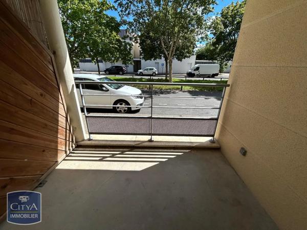 Appartement à louer 3 pièces 65.21m² Poitiers (86000)