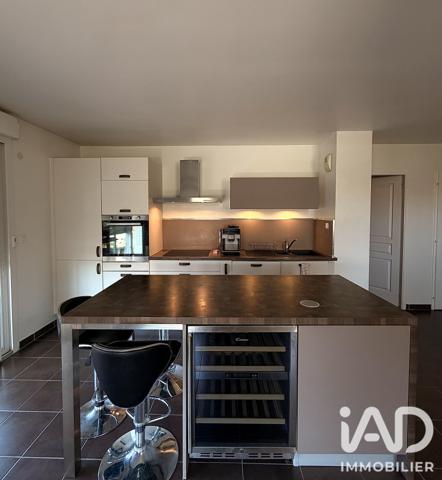 Appartement à vendre 4 pièces 82 m² Saint-Genis-Pouilly