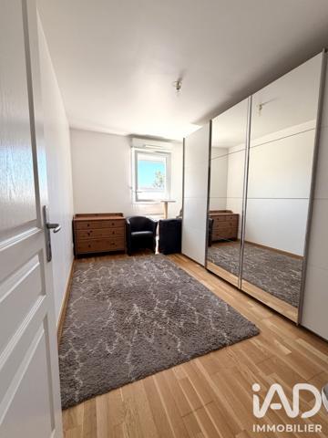 Appartement à vendre 4 pièces 82 m² Saint-Genis-Pouilly