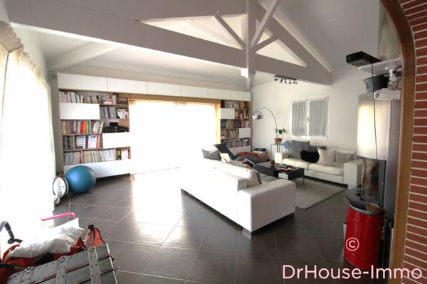 Maison à vendre 8 pièces de 272 m²