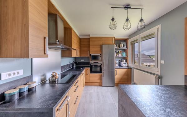 Maison à vendre    5 pièces •  Bouxières-aux-Dames